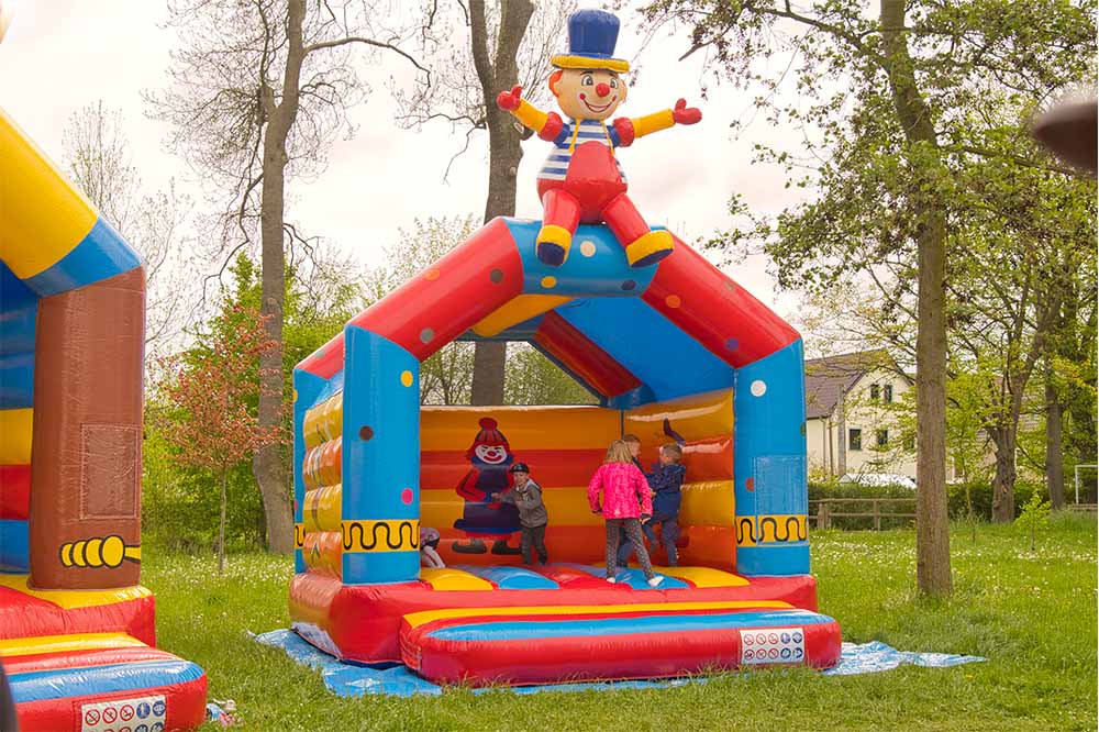 Lucas Müller Hüpfburgen 4